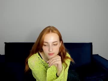 female cam girl skye_walker image #3941843