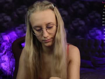 female cam girl angeellina image #3623534