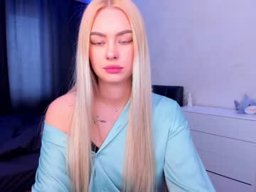female cam girl 8a8y_nura image #3877157