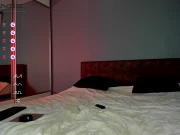 female cam couple slemgem image #2310963