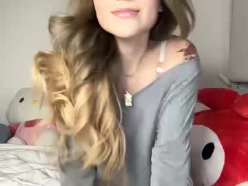 female cam girl haileyhawaii image #3978505