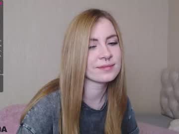 female cam couple gentle_rudeness image #262755
