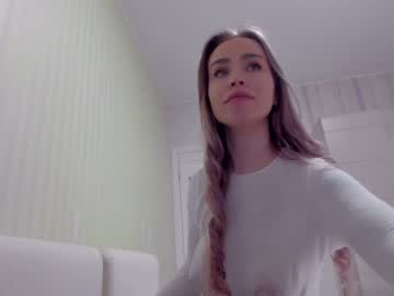 female cam girl aminaswan_ image #1437597