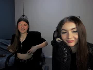 female cam couple lissa_night image #4077673