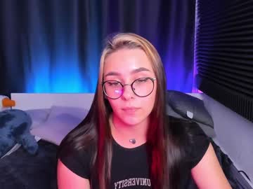 female cam girl jennifermoonlight image #4030058
