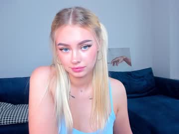 female cam girl 8a8y_nura image #2049493
