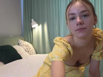female cam girl maesoo image #4040780