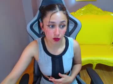 female cam girl andru_t image #3984236