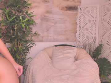 female cam girl yourmidnightcoffee image #2578225