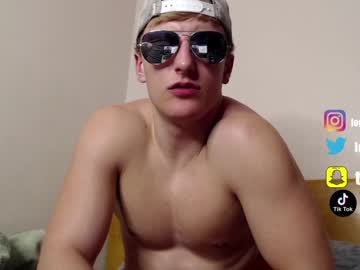 female cam man luckyloganx image #3533299