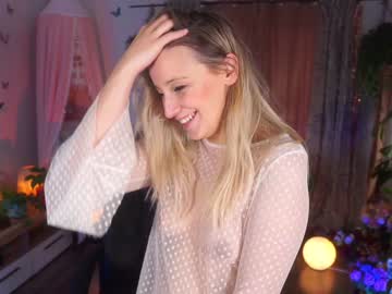 female cam girl juicyandthepussyblvd image #3740823