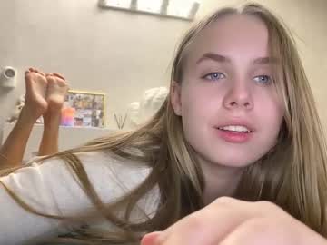 female cam girl gucci_rich image #3839287