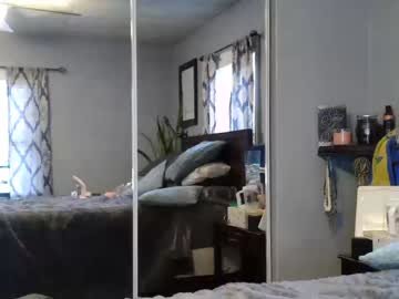 female cam couple yursecret image #974487