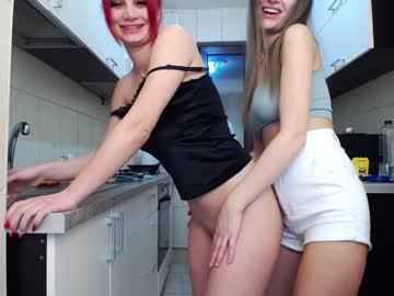 female cam couple nolimitscoupl3 image #875143