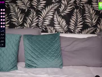 female cam girl fallen_angel_18 image #1533444