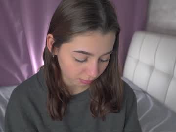 female cam girl cinacramby image #3484420