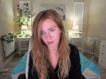 female cam girl over_the_moon_ image #2681387