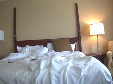 female cam couple meetthecockers image #1814732