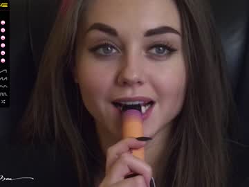 female cam girl lettymoa image #208081