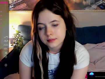 female cam girl nessa_more image #3500903