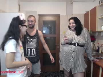 female cam couple iuliana32 image #290746