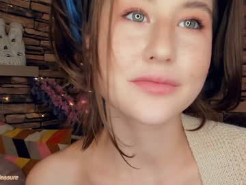 female cam girl eugenetomas image #46273