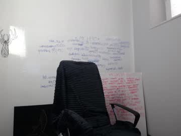 female cam girl yourcrazyneightbor image #3341526