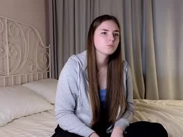 on_the_soft_pillow  female  webcam