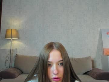 female cam girl astro_baby image #3932597