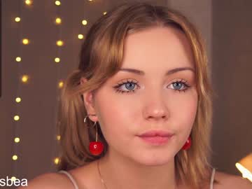female cam couple beatris_mils image #3687818