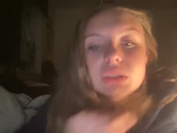 heyitzhailey  female  webcam
