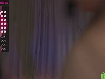 female cam couple naiamo image #3027998