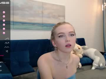 female cam girl small_blondee image #976359