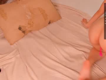 female cam girl crystalreves image #374154