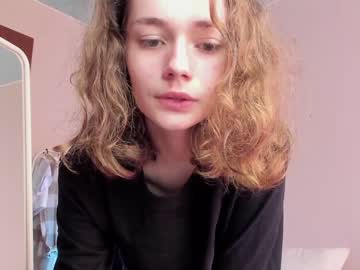 female cam girl mxxnsxsul image #2178394