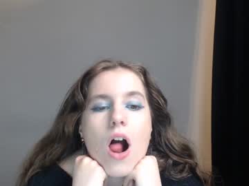 female cam girl mija_mari image #3141964