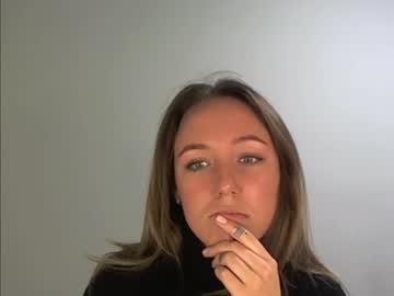 theladyone  female  webcam