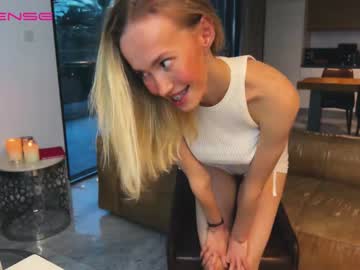 female cam girl lolly_bella_ image #3506705