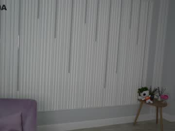 female cam girl din_star image #1372888