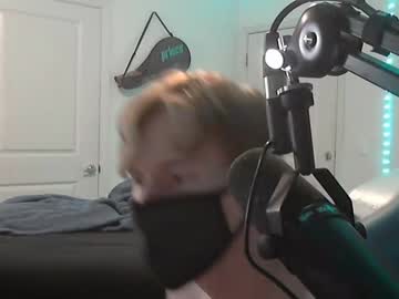 female cam man huntersolves image #3942699