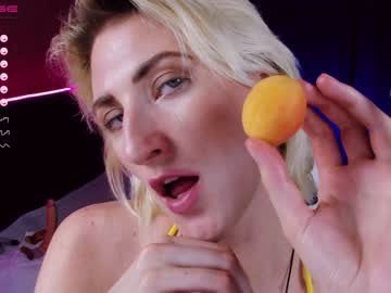 female cam girl eva__blonde image #2294787