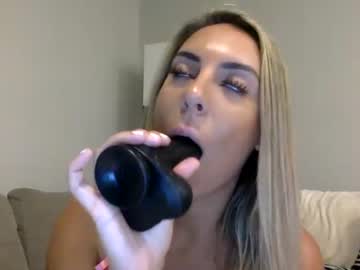 female cam girl ariannakartel image #20391