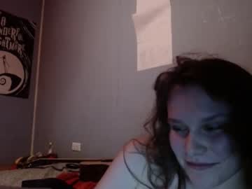 female cam girl lil_bears image #3304176
