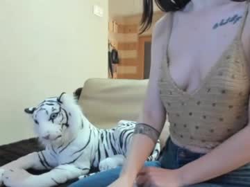 female cam girl sofiaandwonderland image #2185636