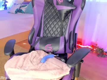 female cam girl wildfairiesheaven image #1769217