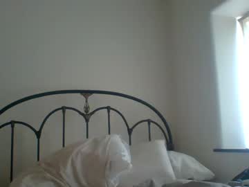 female cam girl sausages000 image #3932081