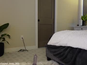 female cam girl taylor_love_303 image #486114