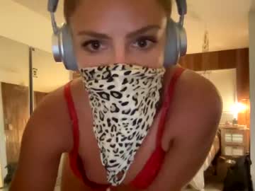 female cam girl honeybaeb image #3945839