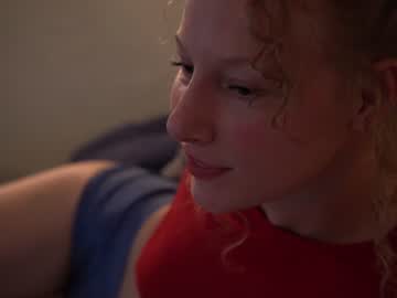 female cam girl sistinehashands image #3764452