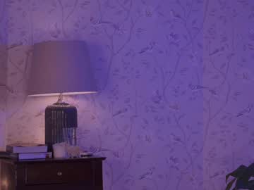 female cam girl _2strangers image #2104196